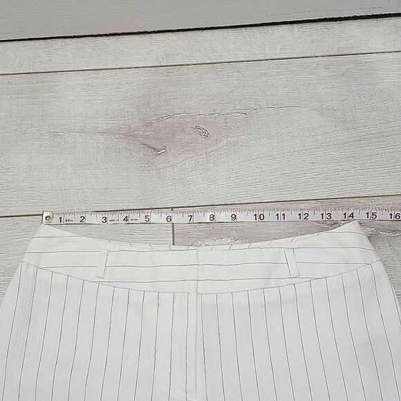 WORTHINGTON CAPRI PANTS, Sz 4, White with Black Strips - Picture 9 of 13